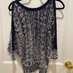 Jessica Simpson Sweater